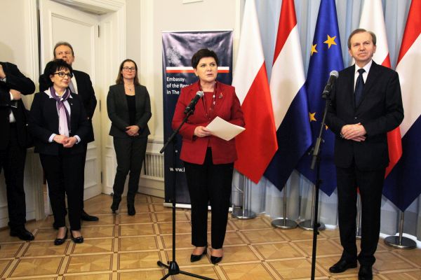 Premier Beata Szydło podczas wystąpienia w Polskiej Ambasadzie w Hadze // fot. Małgorzata Lubbers-Dąbrowska
