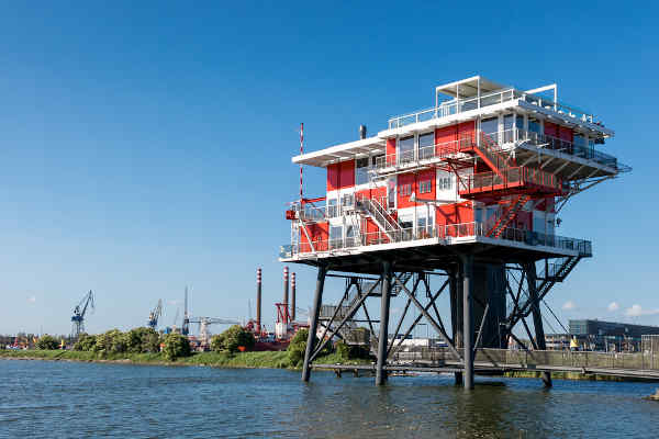 REM Eiland Amsterdam, fot. TasfotoNL / Shutterstock.com
