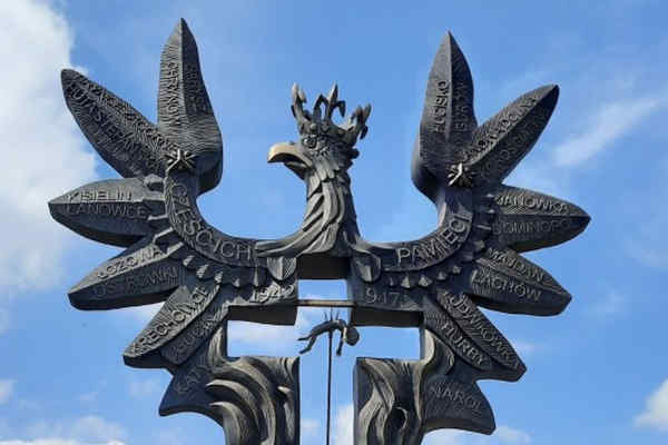 Fot. Społeczny Komitet Budowy Pomnika Rzeź Wołyńska w Domostawie